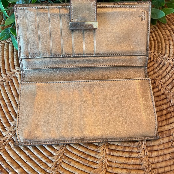 Gucci Wallet Authentic Metallic Gold Long Wallet - Picture 4 of 15